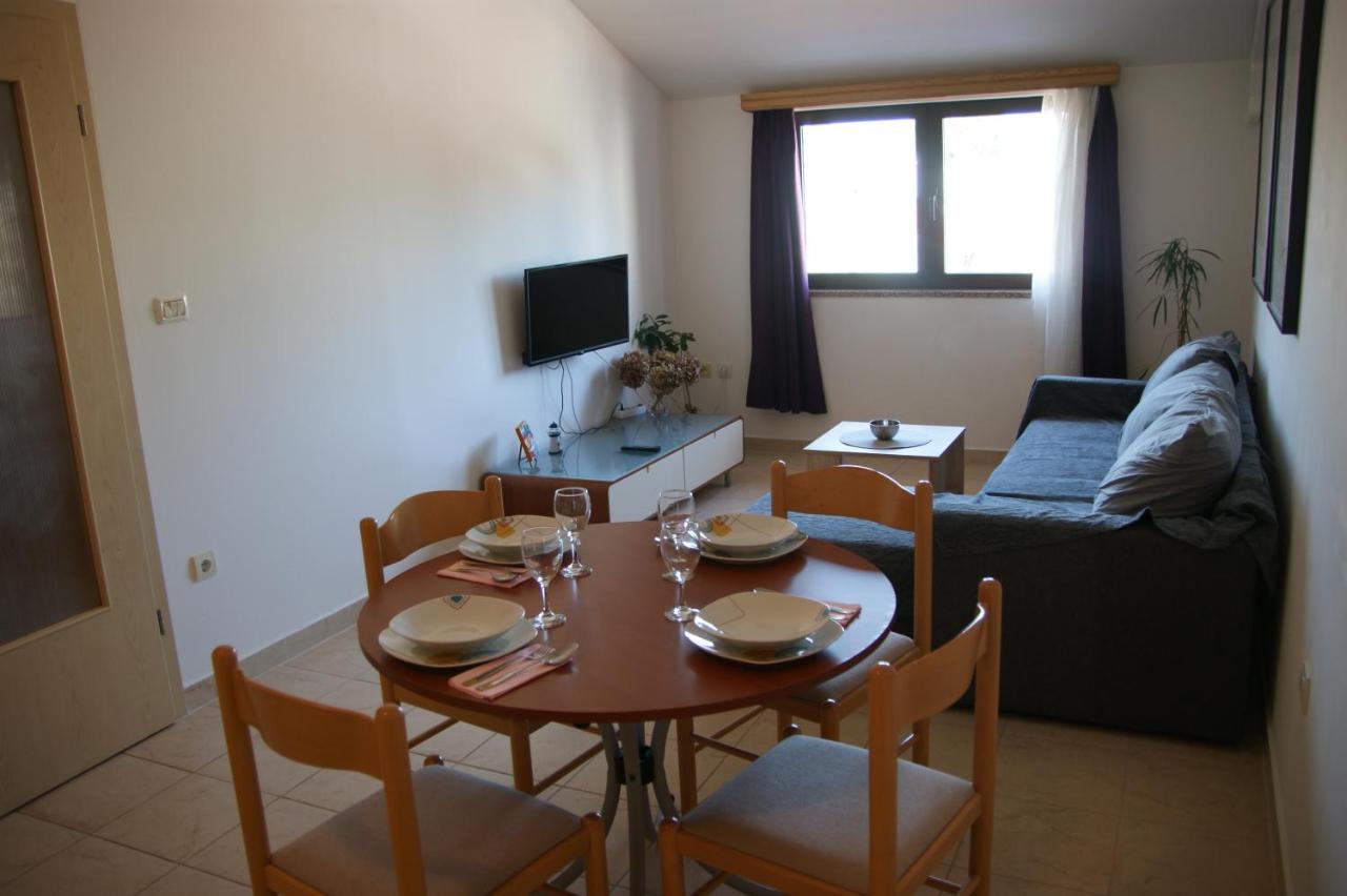Apartman Adriatic Pula Exterior foto