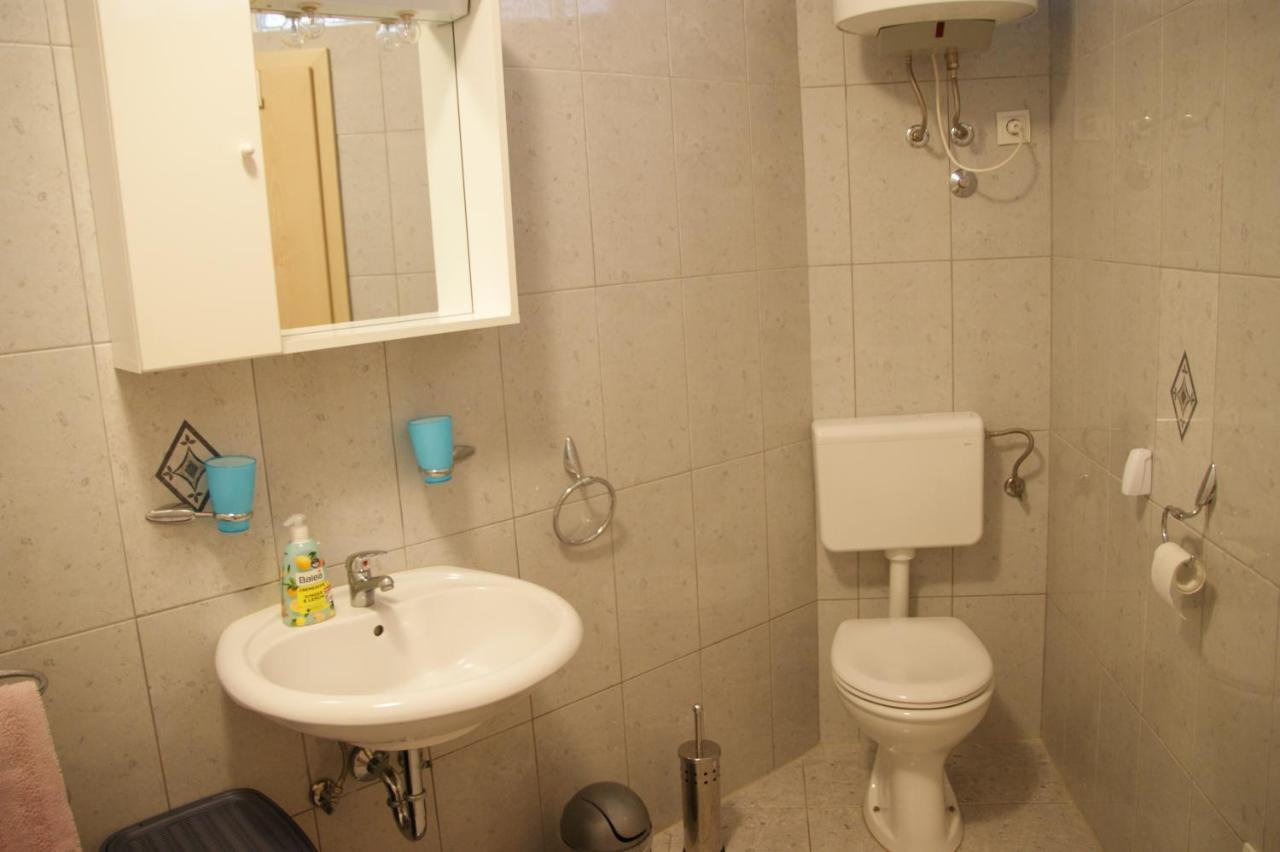 Apartman Adriatic Pula Exterior foto