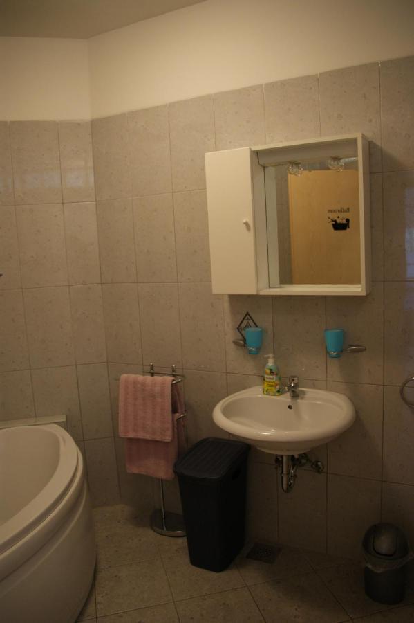 Apartman Adriatic Pula Exterior foto