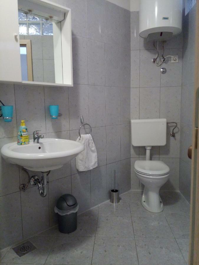 Apartman Adriatic Pula Exterior foto